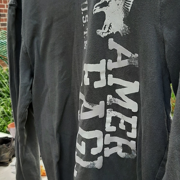 American Eagle long sleeve tee new without tags - Picture 2 of 2